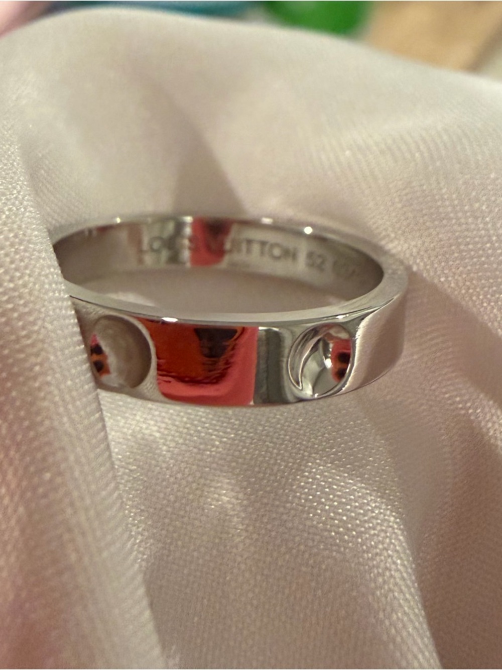 Louis Vuitton Alliance Empreinte Ring in 950 platinum